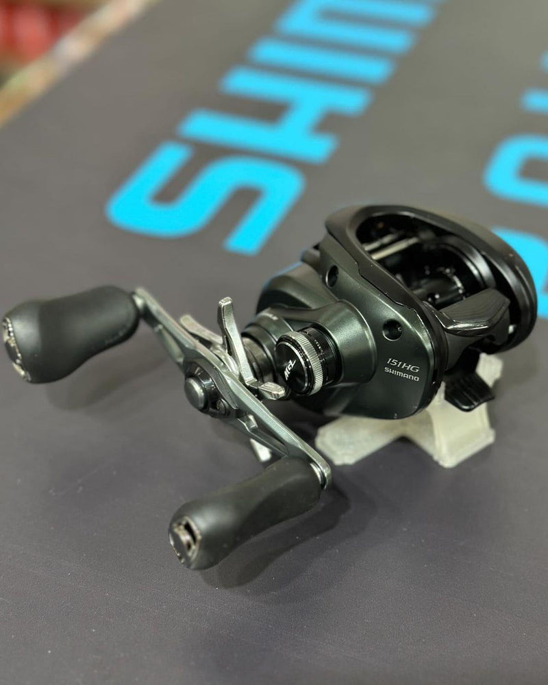 SHIMANO Curado DC 151 HG - RatoDePesca